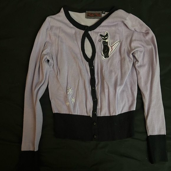 Lilac Voodoo Vixen cardigan with retro black cat - Picture 1 of 6